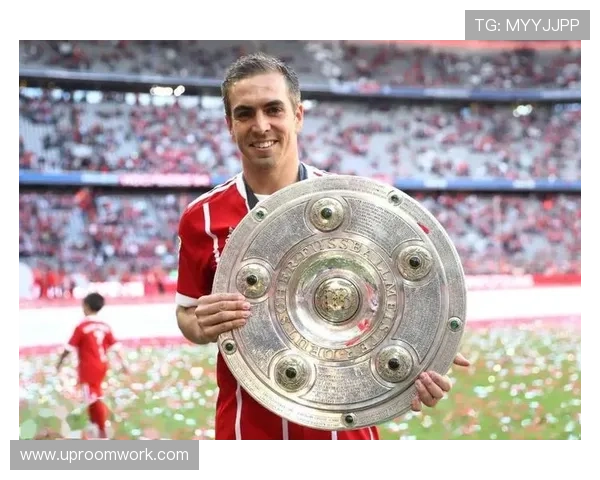 王姓足球明星的辉煌历程与成就探秘揭秘他们在绿茵场上的传奇故事